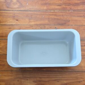 Oxo Gray Silicone Loaf Pan